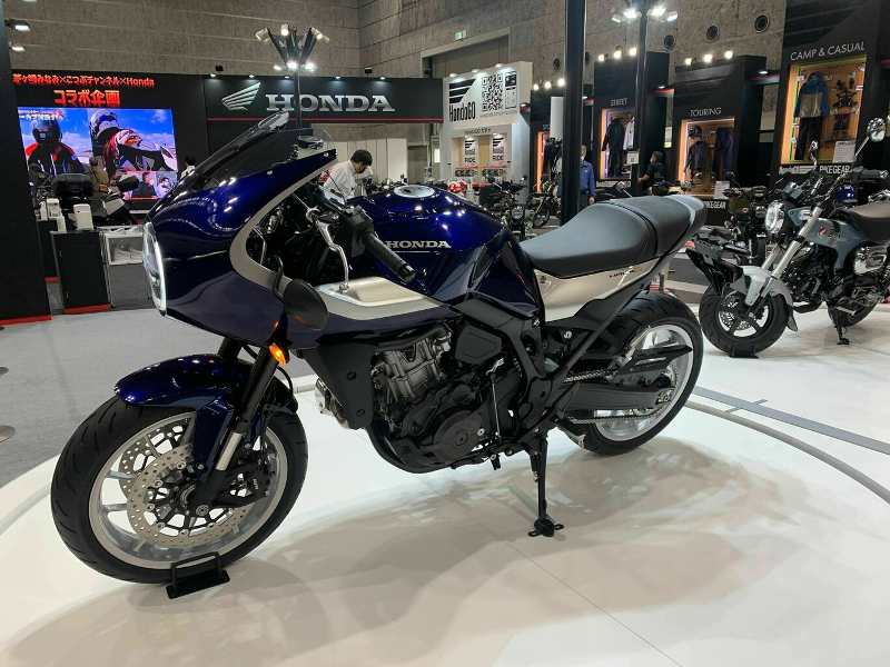 Honda Hawk 11