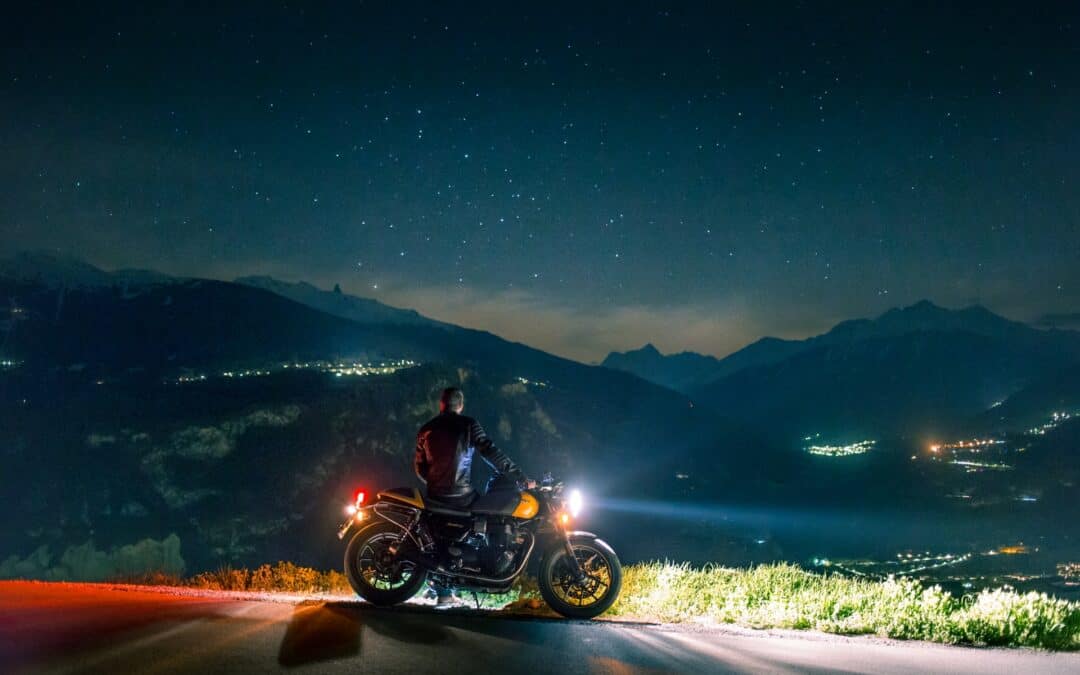 Comment améliorer sa visibilité à moto ?