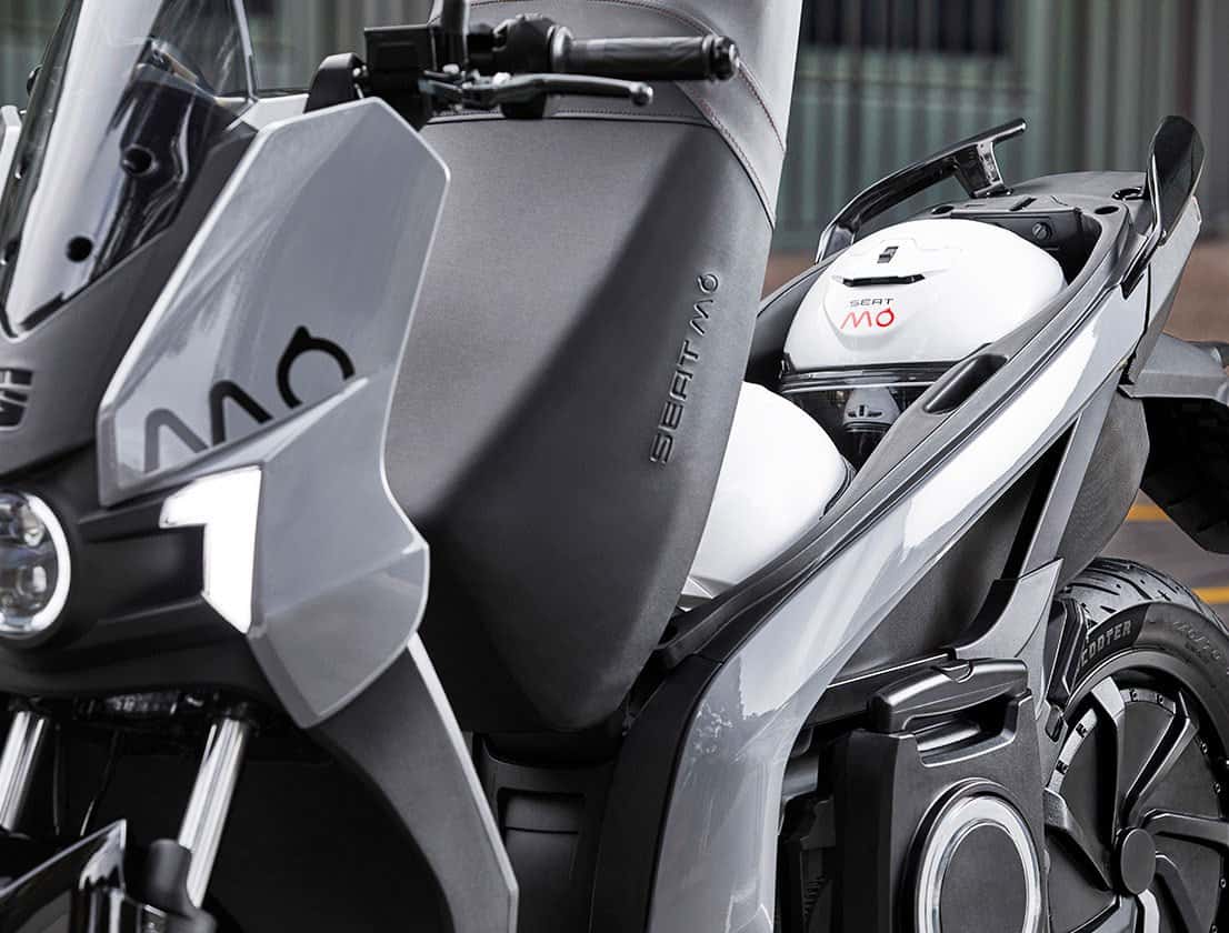 Seat Mó 50 rangement sous la selle