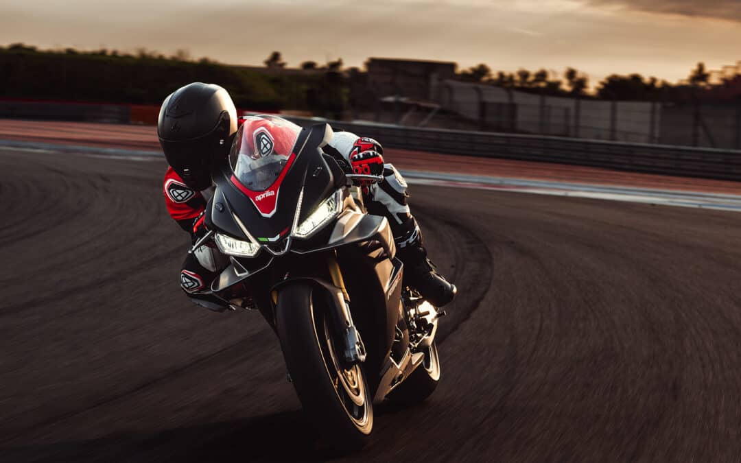 Nouveauté équipement moto : La combinaison Ixon Vortex 3